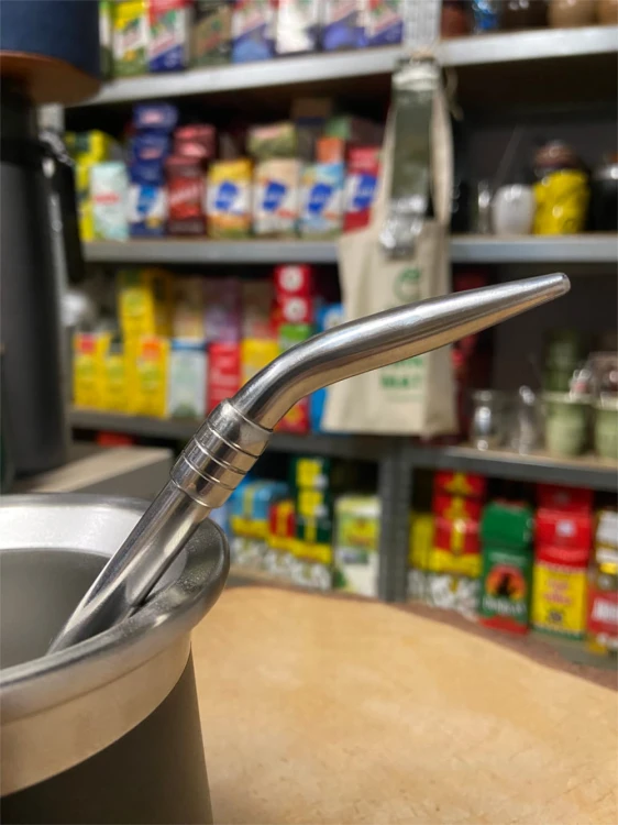Bombilla ze stali nierdzewnej El Paisito Inox "Anillo" 19,5 cm - zbliżenie na ustnik