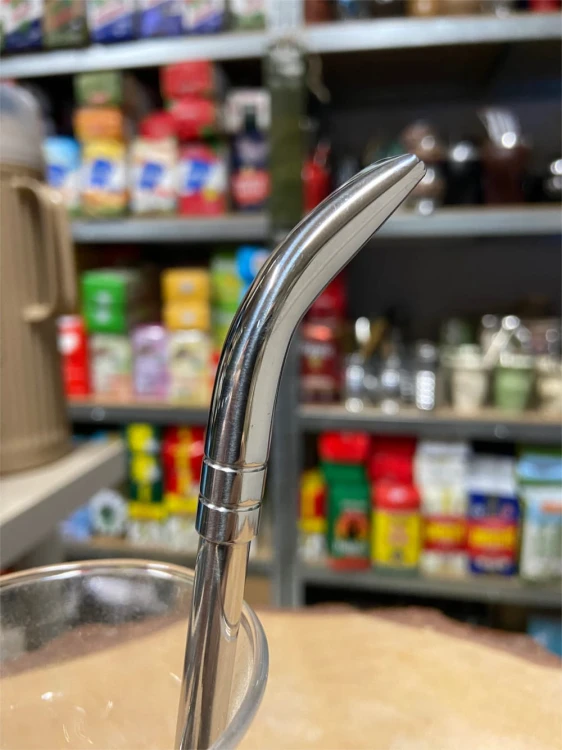 Bombilla nierdzewna Cuchara "Pico del Loro" 19 cm INOX - zbliżenie na ustnik