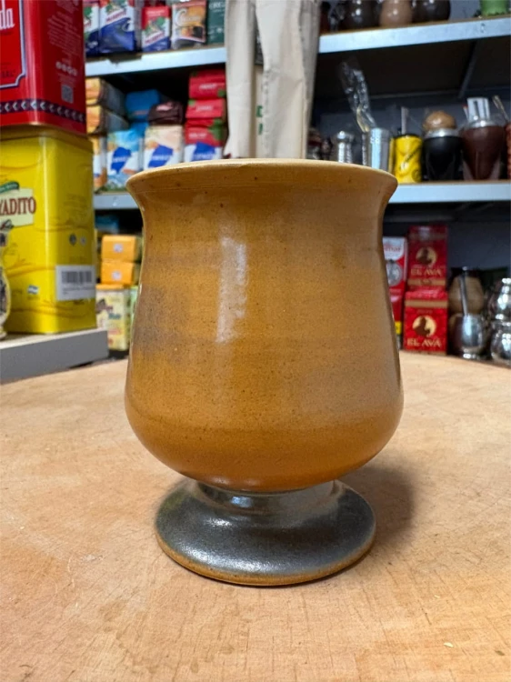 Naczynie ceramiczne Kielich Premium "Guarani" Marron 230-250 ml - widok od tyłu