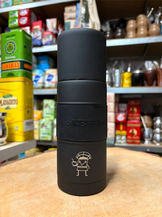 Yerbomos Yerbee Black 500 ml - widok po skręceniu całości