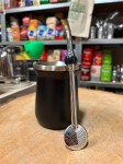 Bombilla Bortonaggio Oro "Grande Anel con piedra" INOX 19 cm ze szczoteczką - czarny kamień