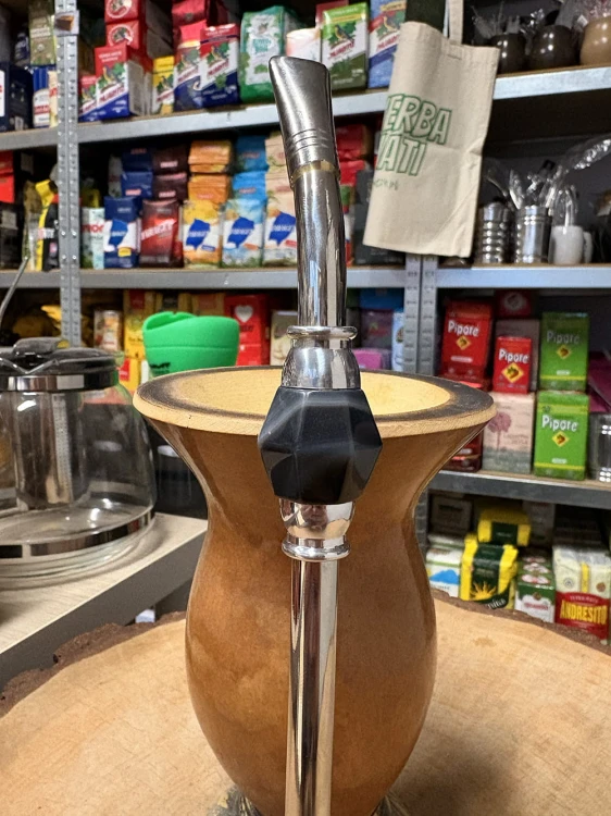 Bombilla (bomba) "Grande Piedra" Bortonaggio 1000 (Mil) Furos INOX ze szczoteczką 25 cm - czarny mix - zbliżenie na pierścień