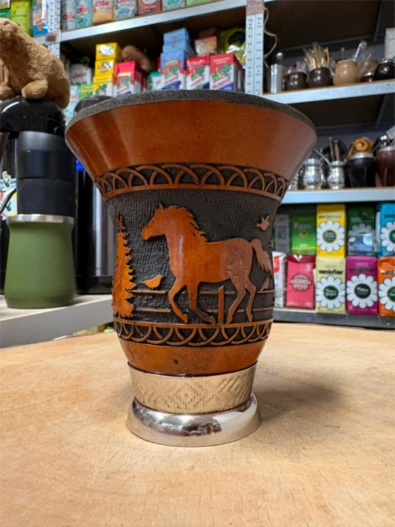 Tykwa (cuia) zdobiona "Casa" 225 ml - widok z innej perspektywy